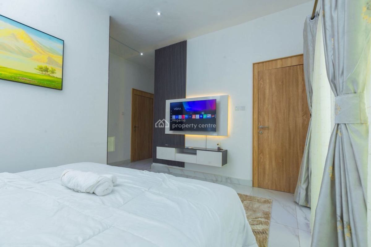 2 Bedroom Apartment with Ps5 and Other Top Notch Amenities Available F, Lekki Phase 1, Lekki, Lagos, Flat / Apartment Short Let