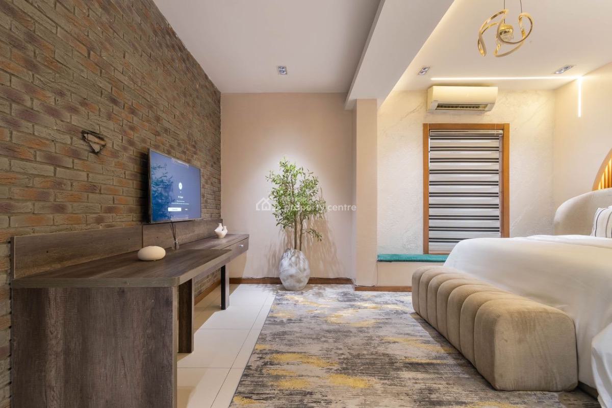 New 3 Bedroom Apartment with Ps5, Snooker/table Tennis, 24hours Powe, Ikoyi, Lagos, Flat / Apartment Short Let