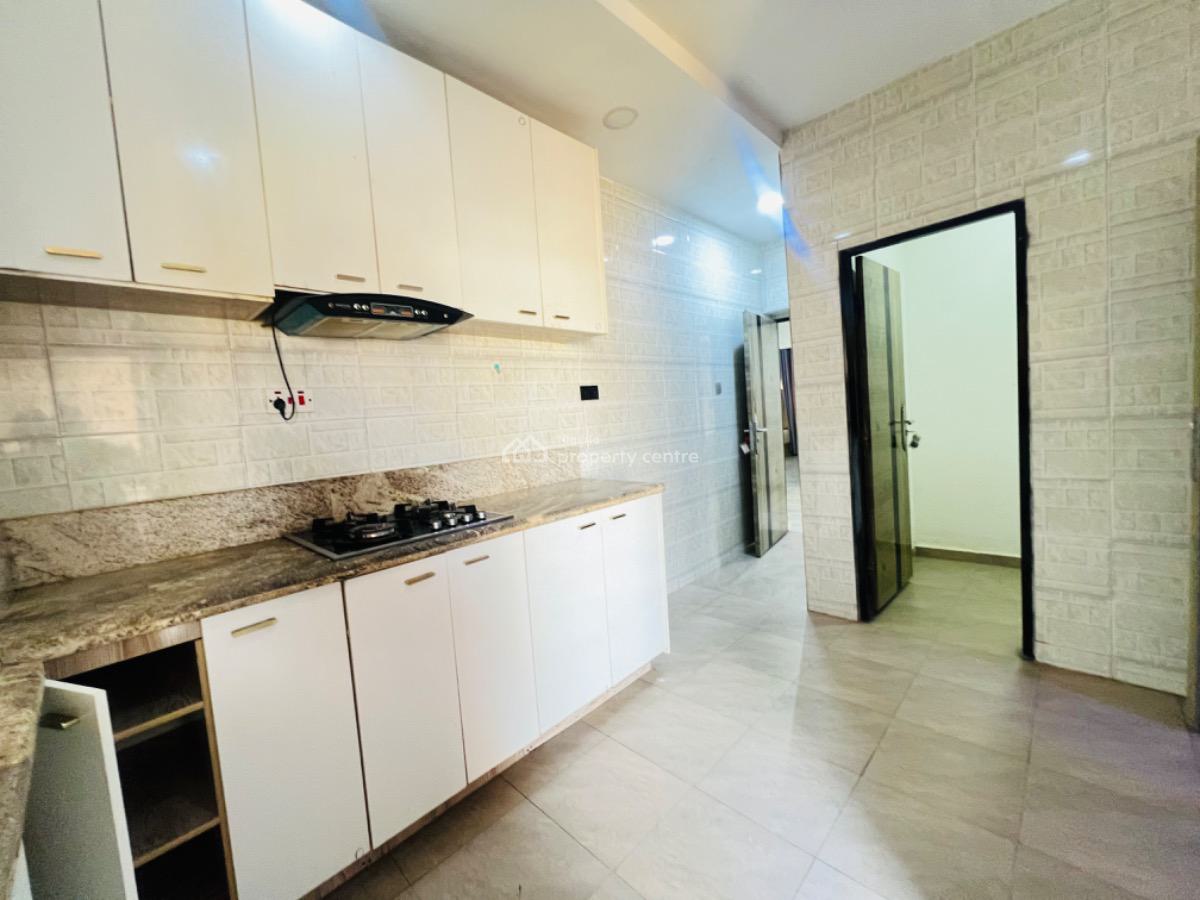 Well Furnished 3 Bedroom Flat, Guzape District, Abuja, Flat / Apartment for Rent