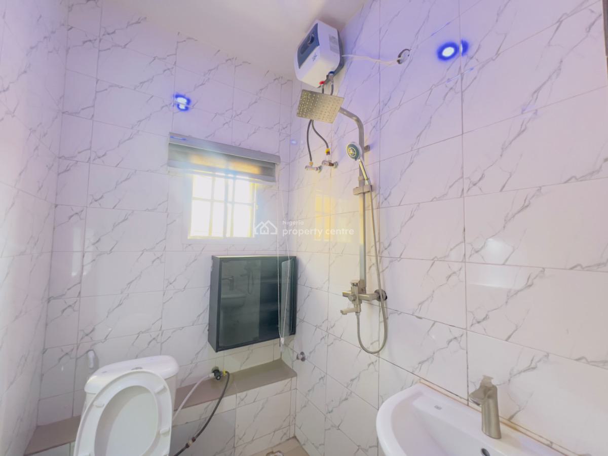 Well Furnished 3 Bedroom Flat, Guzape District, Abuja, Flat / Apartment for Rent