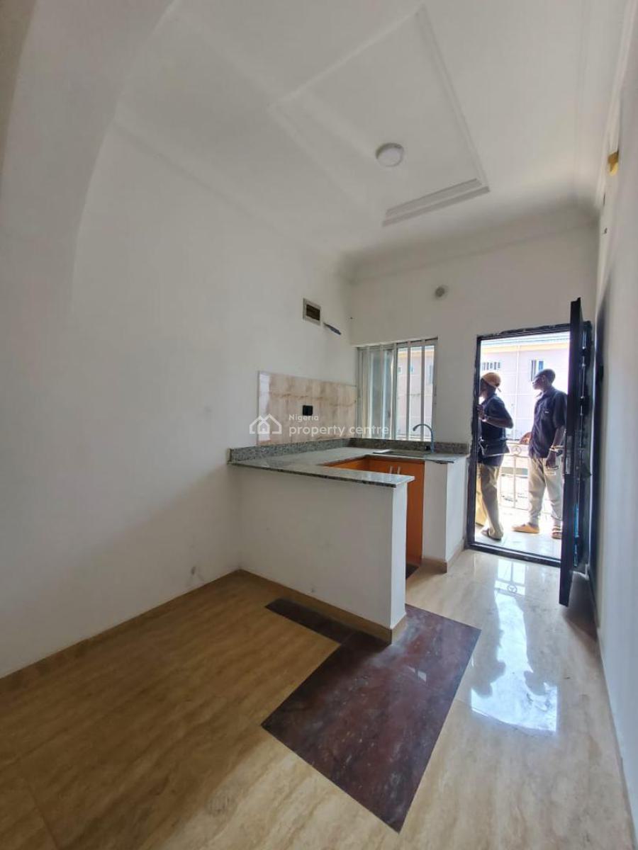 Spacious Miniflat (room & Parlour, Off Palm Spring Road, Ikate, Ikate Elegushi, Lekki, Lagos, Mini Flat (room and Parlour) for Rent