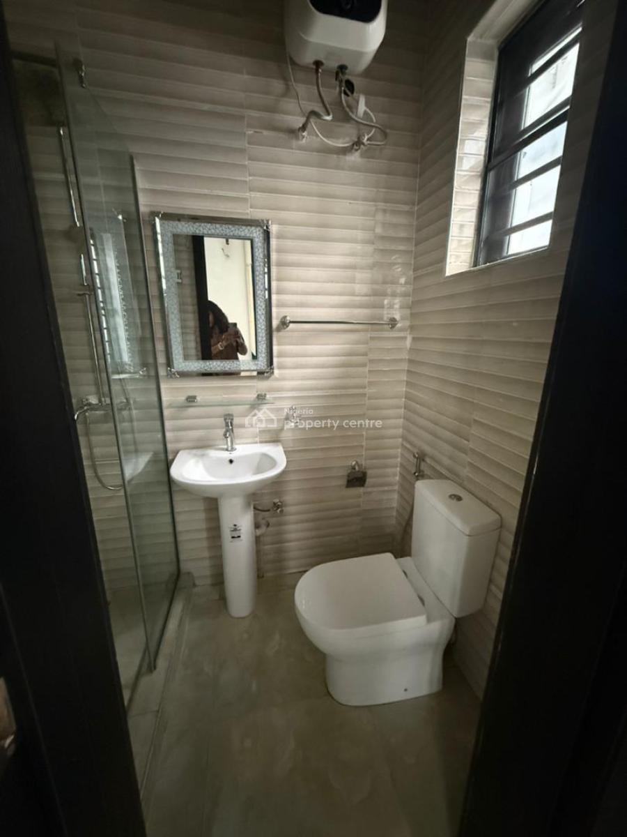 Spacious Miniflat (room & Parlour, Off Palm Spring Road, Ikate, Ikate Elegushi, Lekki, Lagos, Mini Flat (room and Parlour) for Rent