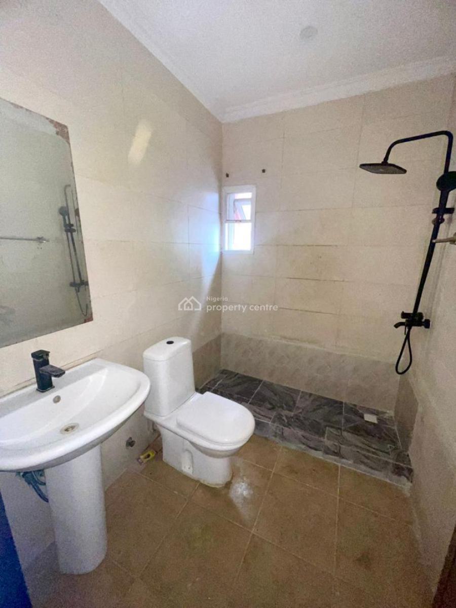Budget-friendly 4 Bedroom Terraced Duplex with Bq in a Secure Estate, Osapa London, Lekki, Lagos, Terraced Duplex for Sale