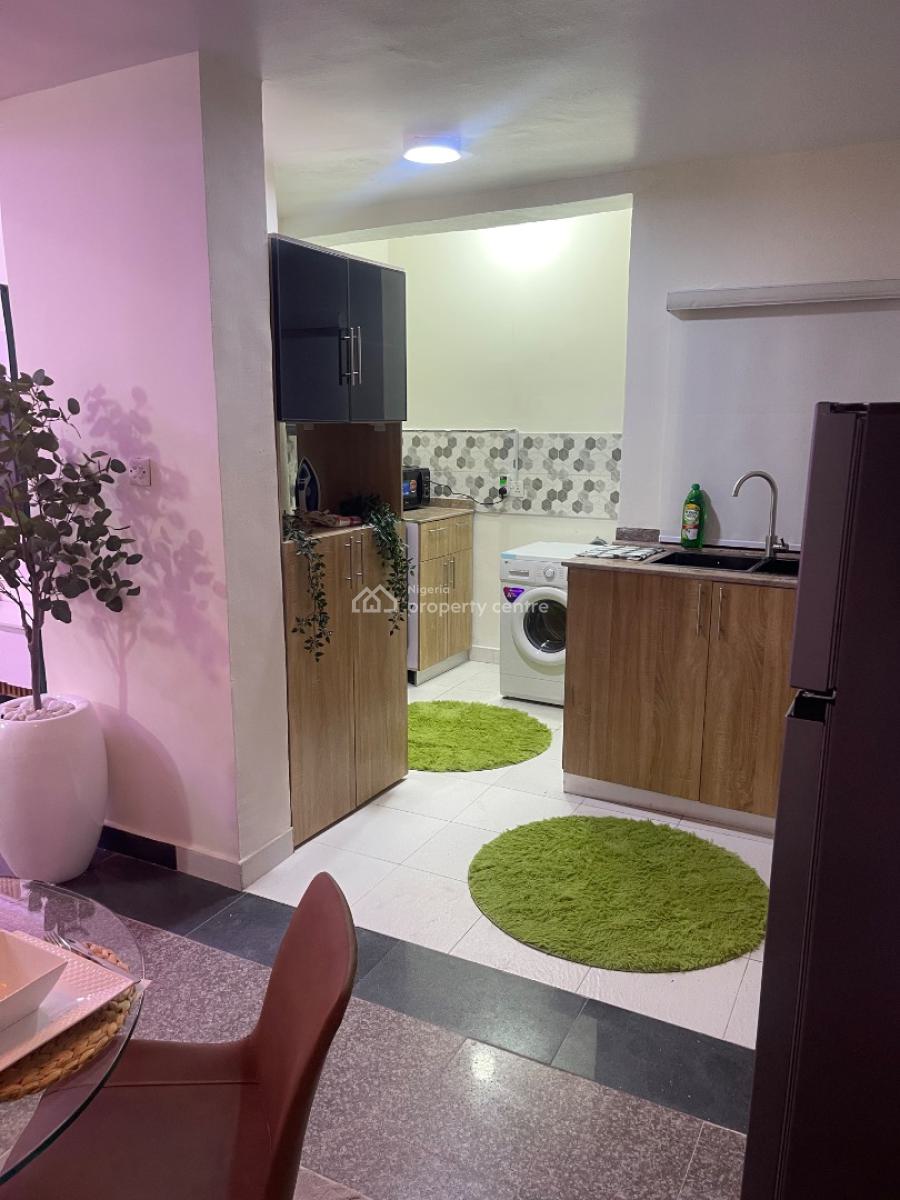 Cozy Luxurious 2 Bedroom Apartment with Bq., Rock Drive, Lekki Phase 1, Lekki, Lagos, Flat / Apartment for Rent