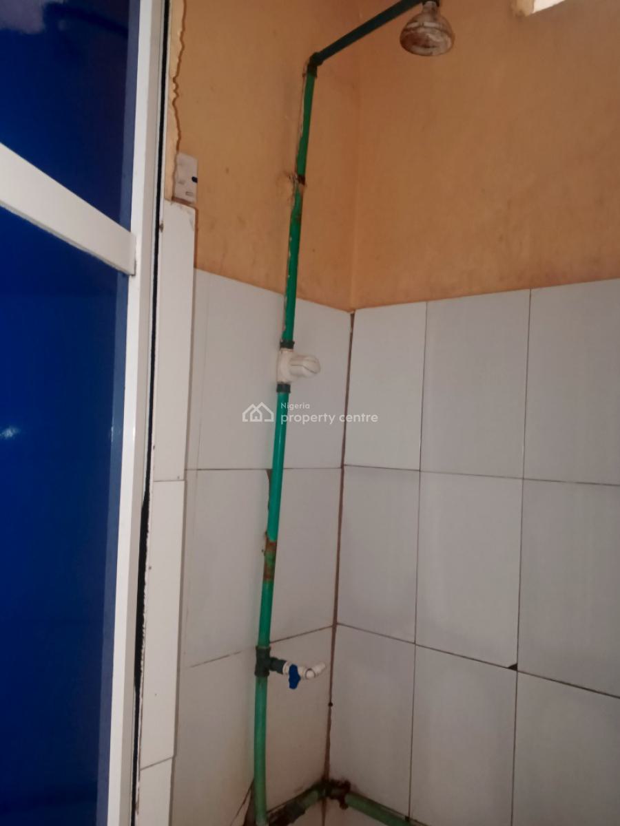 Two Bedroom Flat Available in a Good Area, Alagomeji, Alagomeji, Yaba, Lagos, Flat / Apartment for Rent