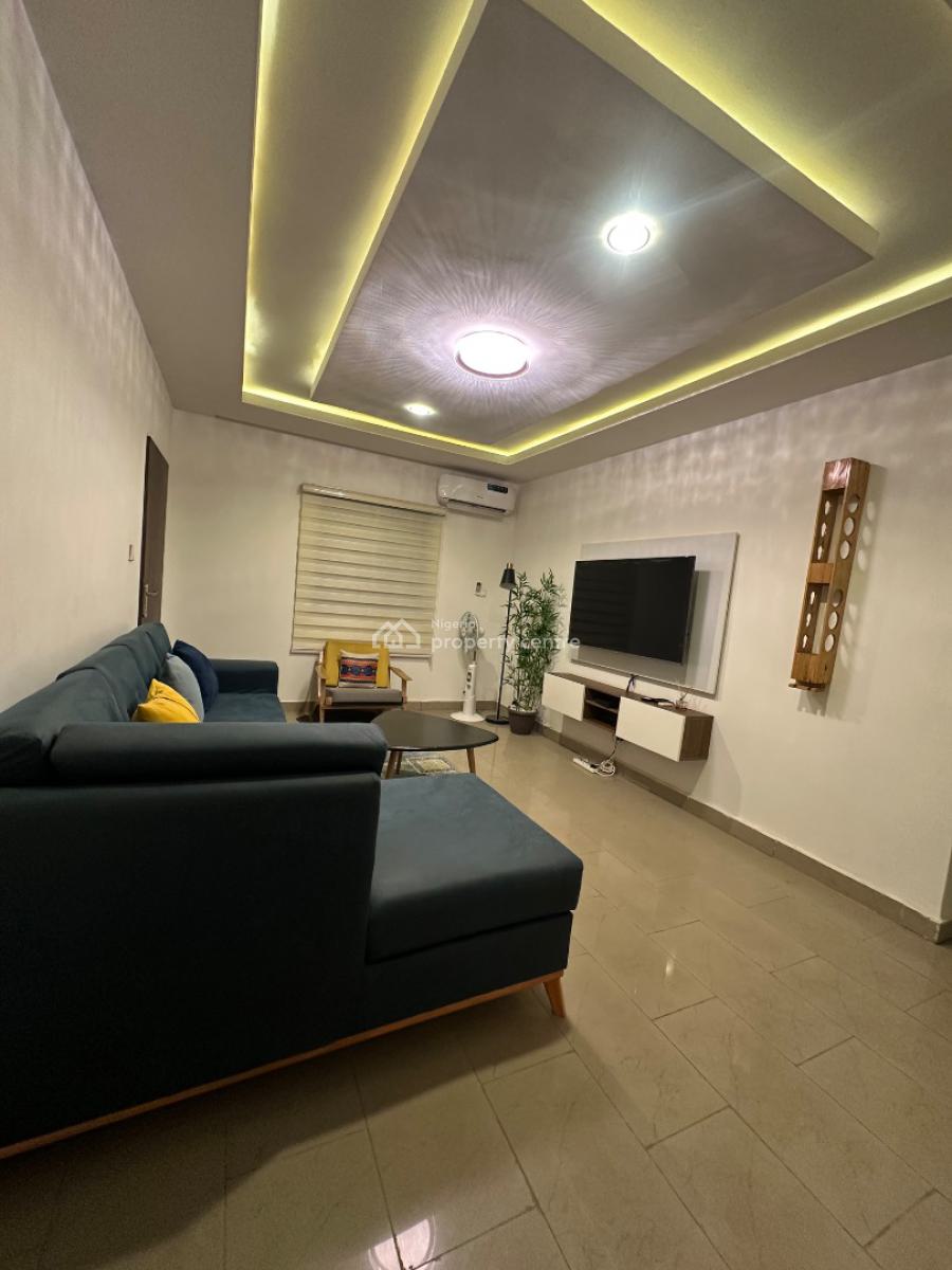 Cozy 2 Bedroom Apartment in Serene Environment, Brains and Hammers City Estate, Life Camp, Abuja, Flat / Apartment Short Let