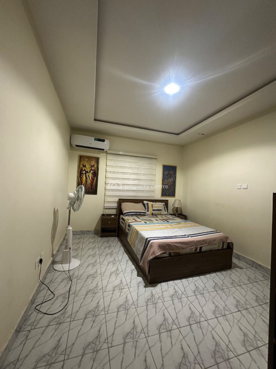 Cozy 2 Bedroom Apartment in Serene Environment, Brains and Hammers City Estate, Life Camp, Abuja, Flat / Apartment Short Let