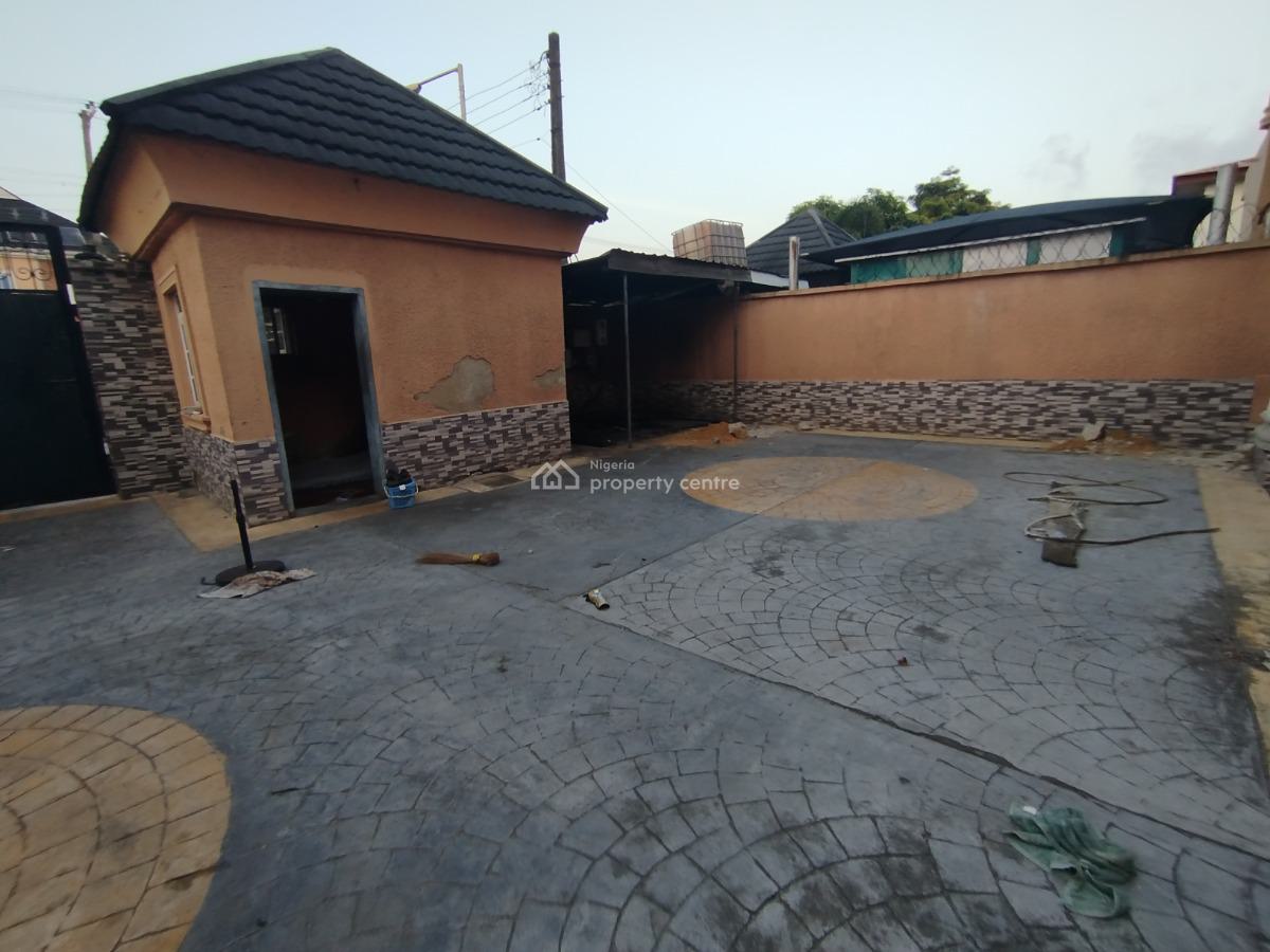 Spacious 4 Bedroom Semi Detached House with 2 Rooms Bq, Off Admiralty Way, Lekki Phase 1, Lekki, Lagos, Office Space for Rent