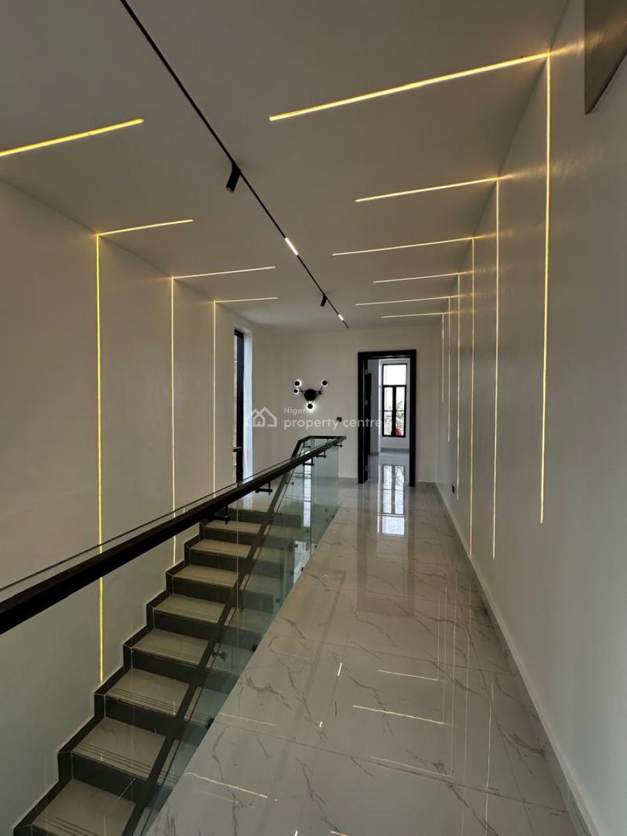Luxurious 5 Bedroom Detached Duplex with Pool in a Secure Estate, Lekki Phase 1, Lekki, Lagos, Detached Duplex for Sale