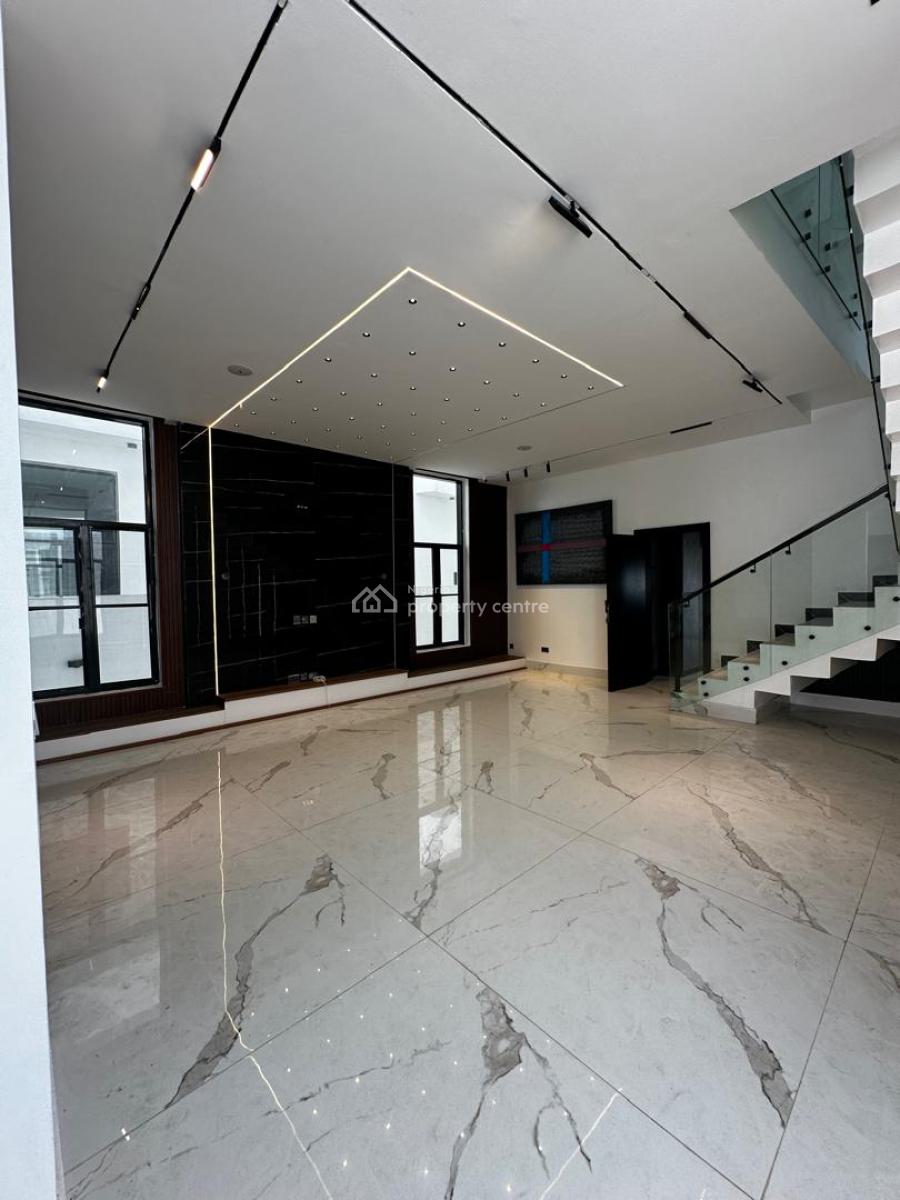 Luxurious 5 Bedroom Detached Duplex with Pool in a Secure Estate, Lekki Phase 1, Lekki, Lagos, Detached Duplex for Sale