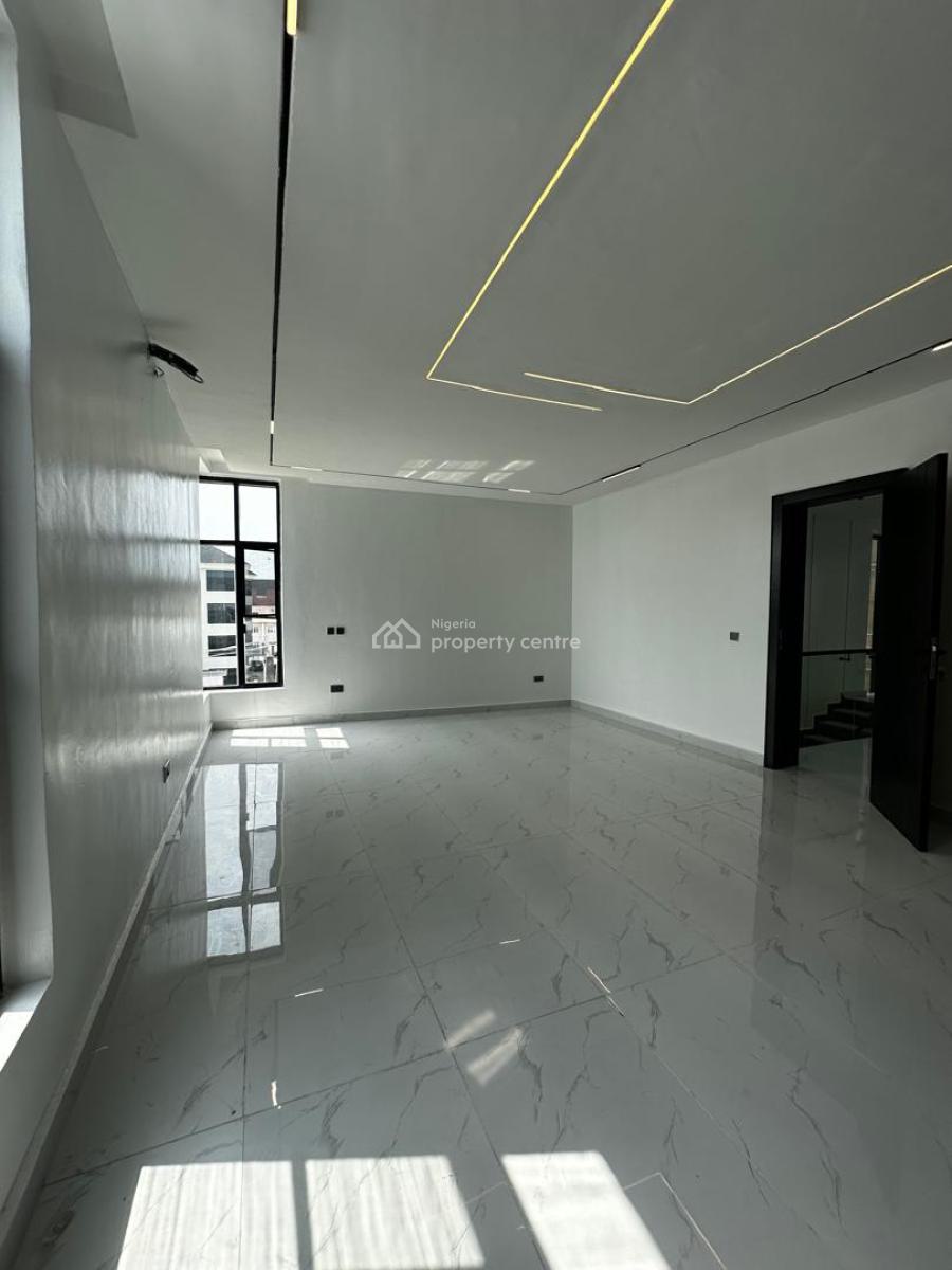 Luxurious 5 Bedroom Detached Duplex with Pool in a Secure Estate, Lekki Phase 1, Lekki, Lagos, Detached Duplex for Sale
