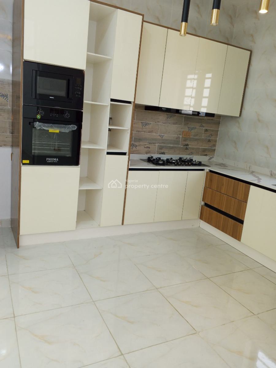 Luxurious 2 Bedroom Apartment, Lekki, Lagos, Flat / Apartment for Sale