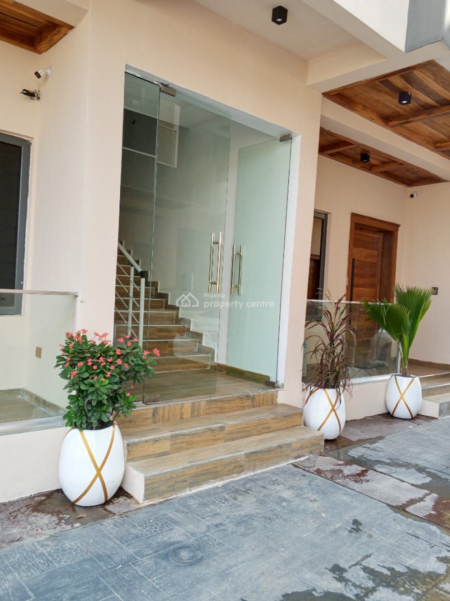 Luxurious 2 Bedroom Apartment, Lekki, Lagos, Flat / Apartment for Sale