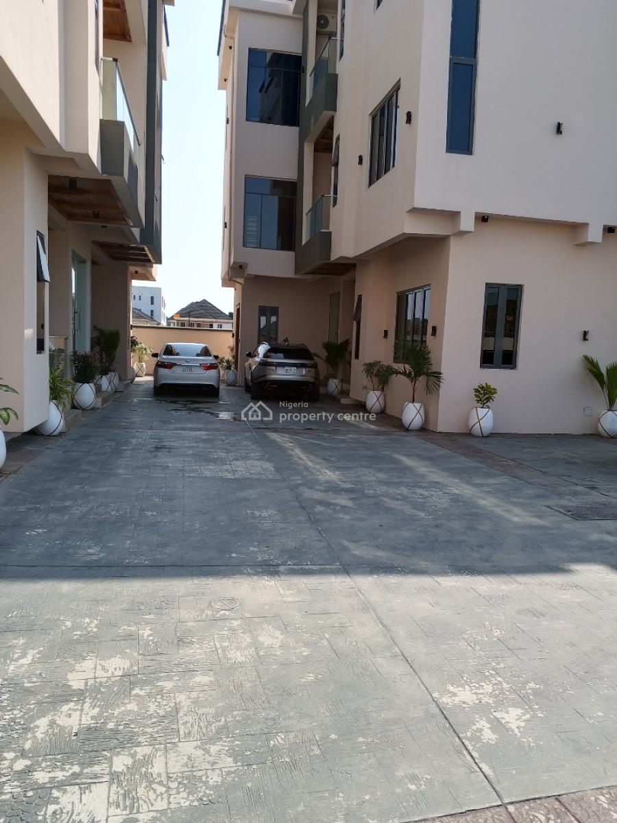 Luxurious 2 Bedroom Apartment, Lekki, Lagos, Flat / Apartment for Sale