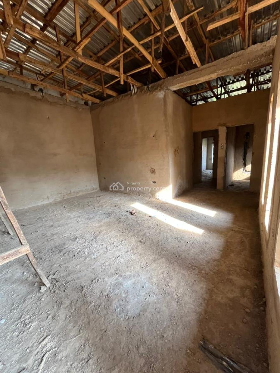 Semi Finished 4 Bedroom Terrace Duplex with a Bq, Guzape District, Abuja, Terraced Duplex for Sale