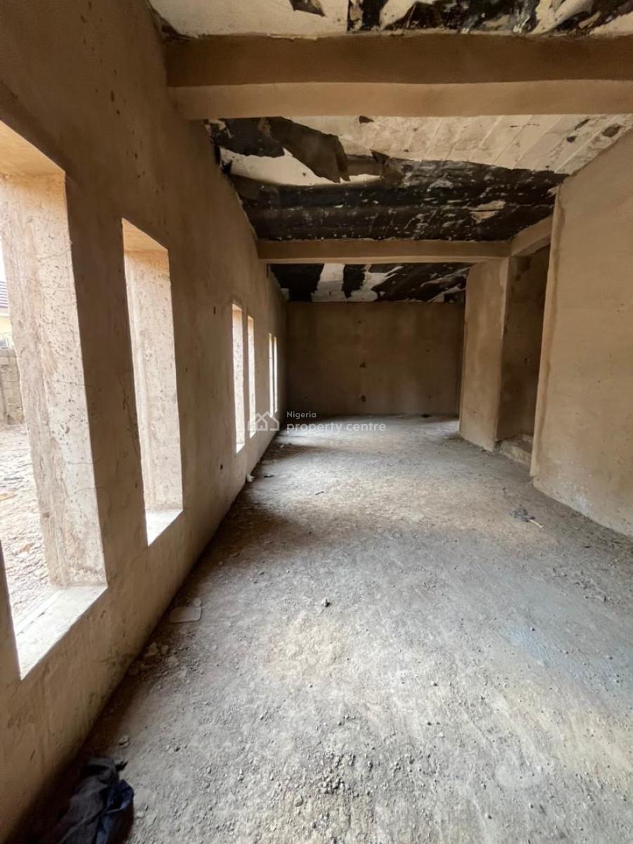 Semi Finished 4 Bedroom Terrace Duplex with a Bq, Guzape District, Abuja, Terraced Duplex for Sale