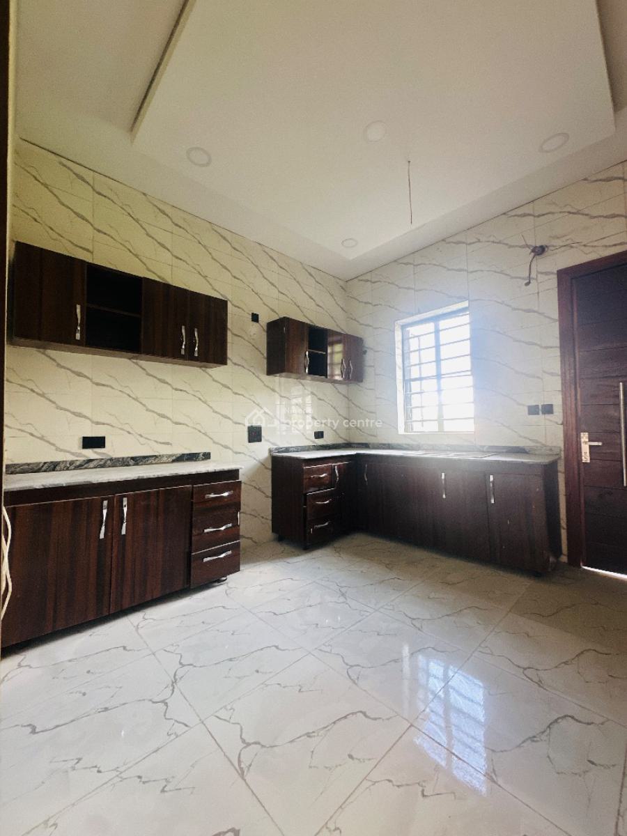 4bedrooms Semi Detached Duplex with Bq, 2nd Toll Gate, Lekki, Lagos, Semi-detached Duplex for Rent