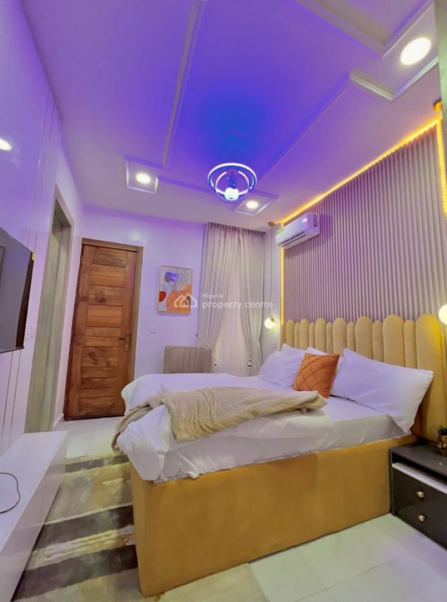 Luxury Furnished 3bedroom Apartment, Off Admiralty, Lekki Phase 1, Lekki, Lagos, Flat / Apartment Short Let