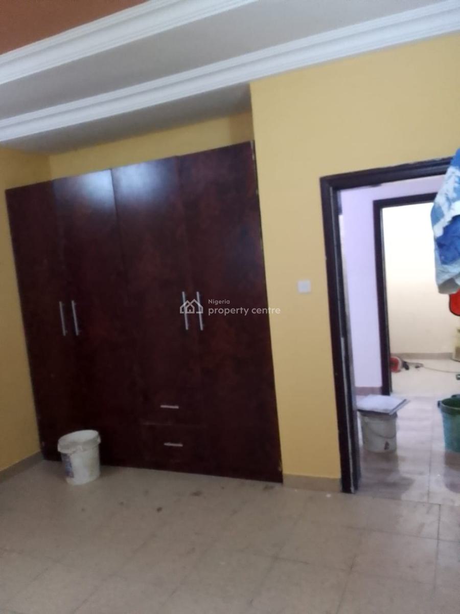 a Room in 3 Bedroom Shared Apartment, Thomas Estate, Ajiwe, Ajah, Lagos, Self Contain (single Rooms) for Rent