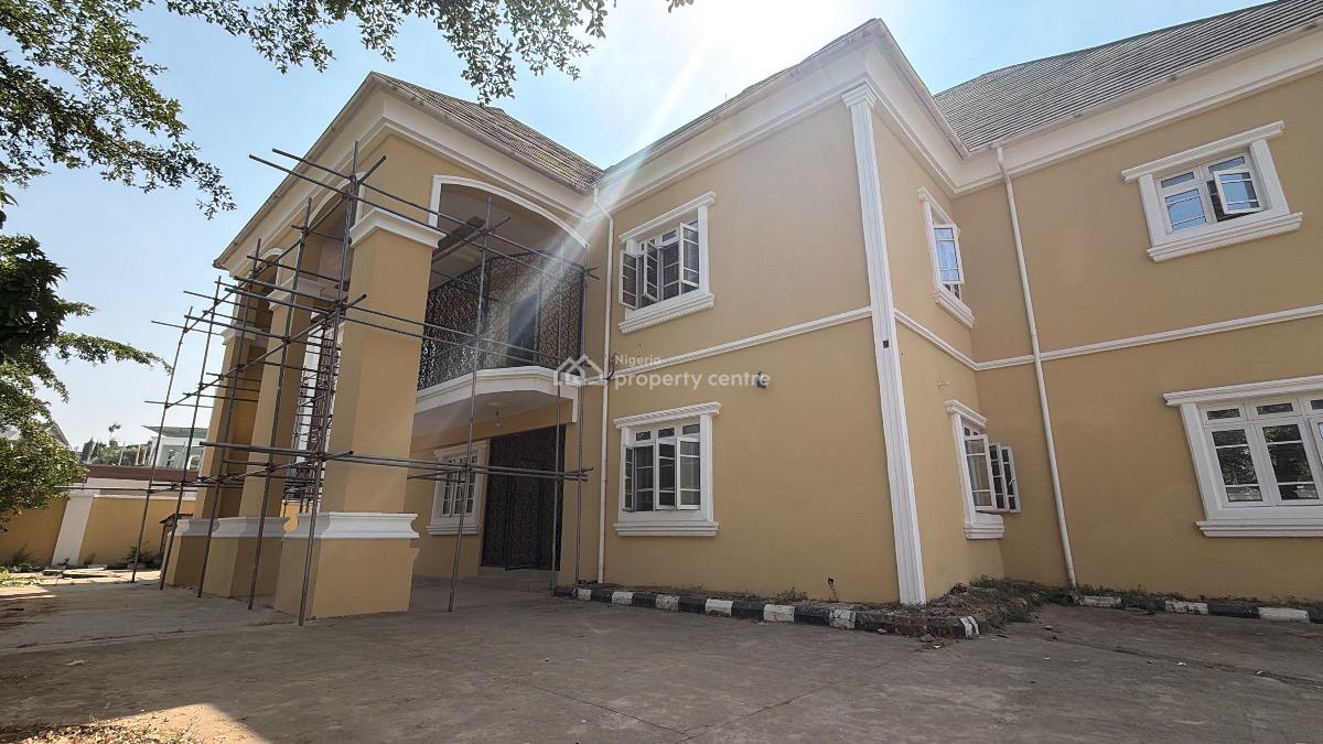 Diplomatic-grade 8-bedroom Luxury Residence with 2-units  2-bedroom, Guzape, Guzape District, Abuja, Detached Duplex for Rent