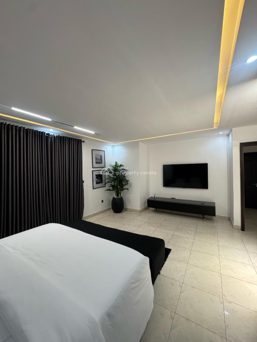 Beautifully Furnished 3 Bedroom Apartment with Bq & Pool, Lekki Phase 1, Lekki, Lagos, Flat / Apartment for Sale