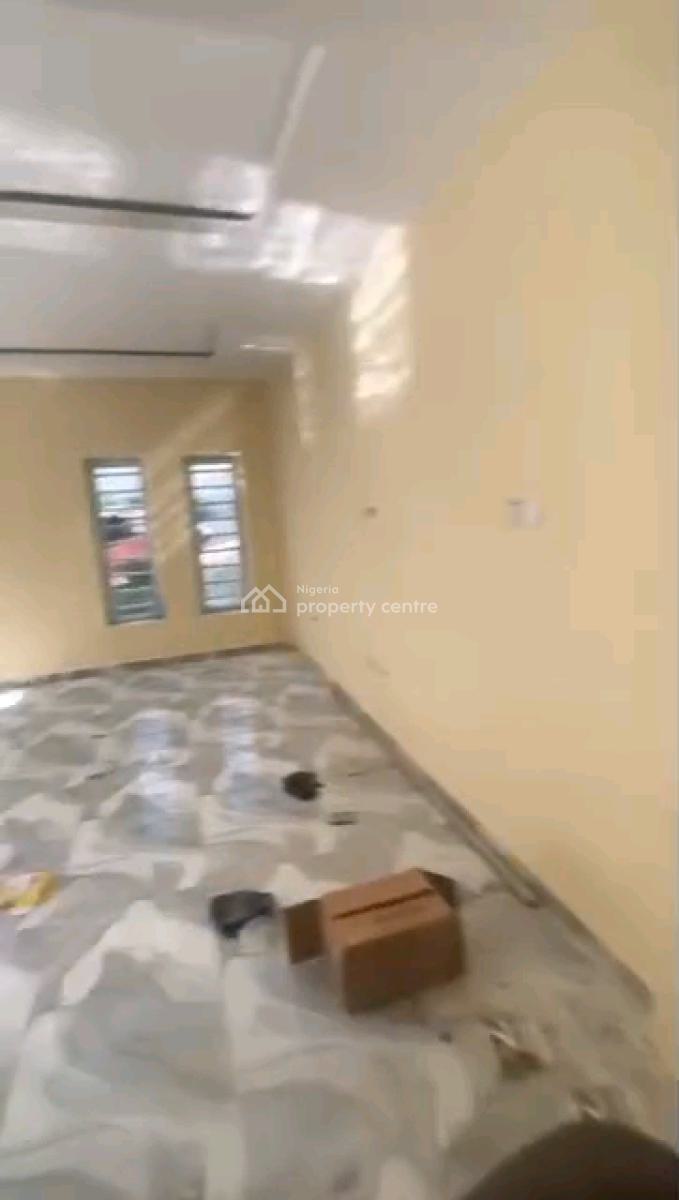 3bedroom Upstairs, All Room Ensuite, Burger King, Off Herbert Macauley Way, Alagomeji, Yaba, Lagos, Flat / Apartment for Rent