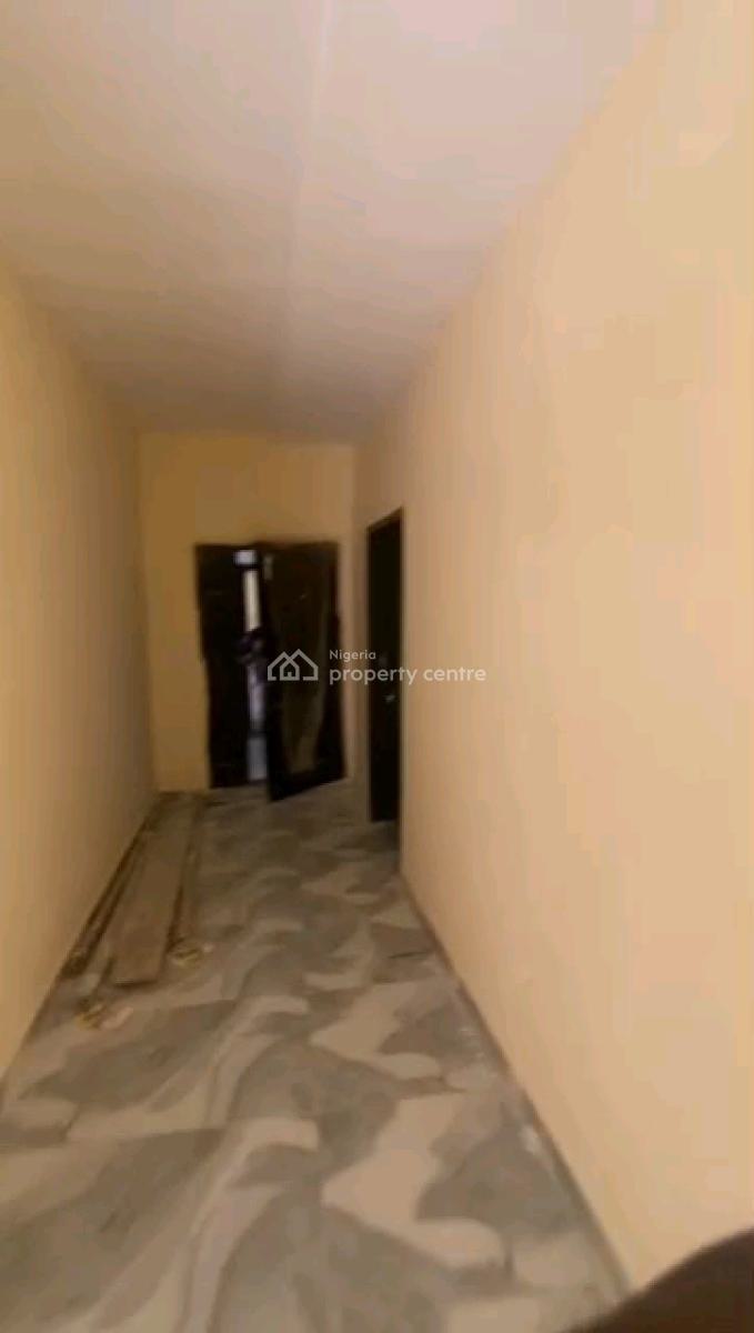 3bedroom Upstairs, All Room Ensuite, Burger King, Off Herbert Macauley Way, Alagomeji, Yaba, Lagos, Flat / Apartment for Rent