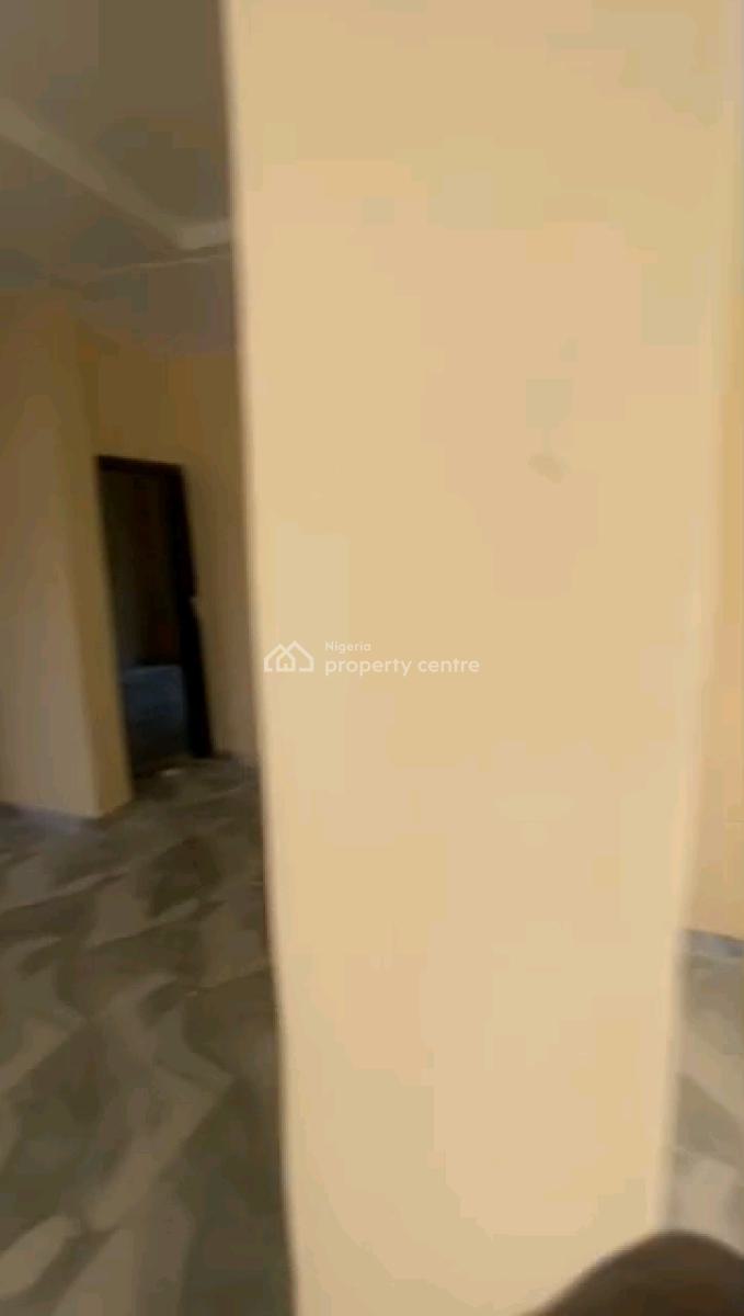 3 Bedroom Upstairs, All Room Ensuite, Balcony, Pop, Screeded Wall, Burger King, Off Herbert Macauley Way, Alagomeji, Yaba, Lagos, Flat / Apartment for Rent