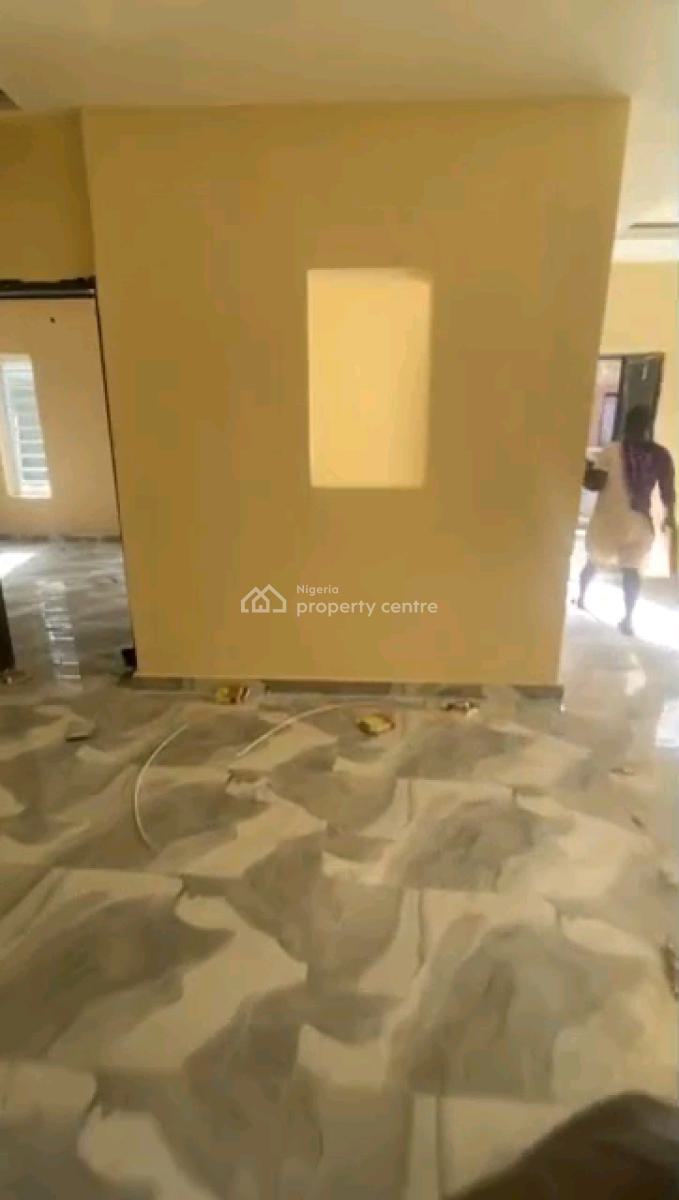 3 Bedroom Upstairs, All Room Ensuite, Balcony, Pop, Screeded Wall, Burger King, Off Herbert Macauley Way, Alagomeji, Yaba, Lagos, Flat / Apartment for Rent