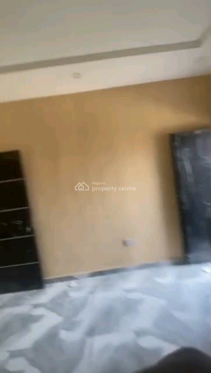 3 Bedroom Upstairs, All Room Ensuite, Balcony, Pop, Screeded Wall, Burger King, Off Herbert Macauley Way, Alagomeji, Yaba, Lagos, Flat / Apartment for Rent