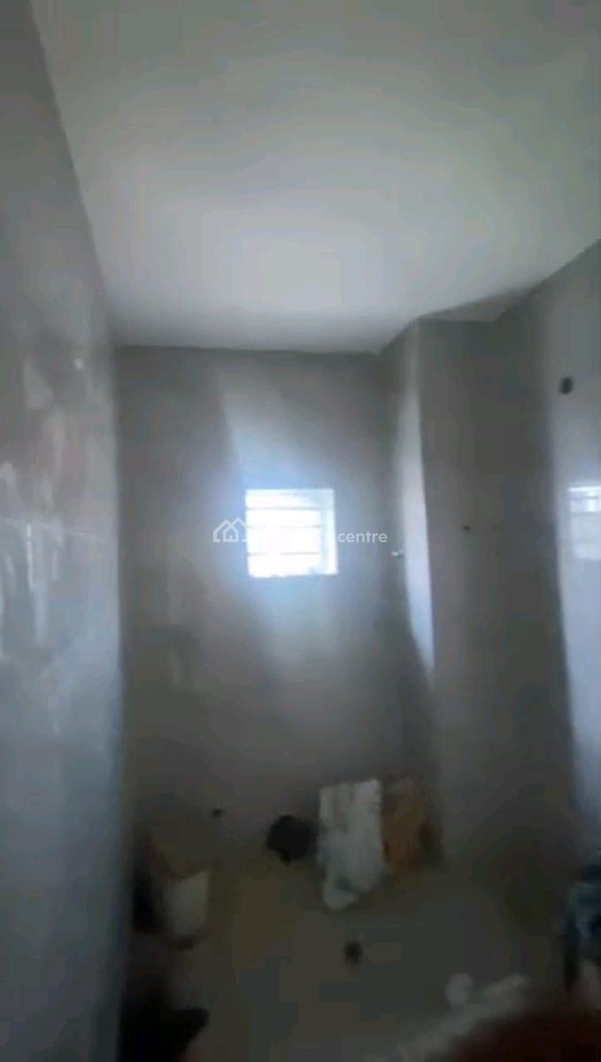3 Bedroom Upstairs, All Room Ensuite, Balcony, Pop, Screeded Wall, Burger King, Off Herbert Macauley Way, Alagomeji, Yaba, Lagos, Flat / Apartment for Rent