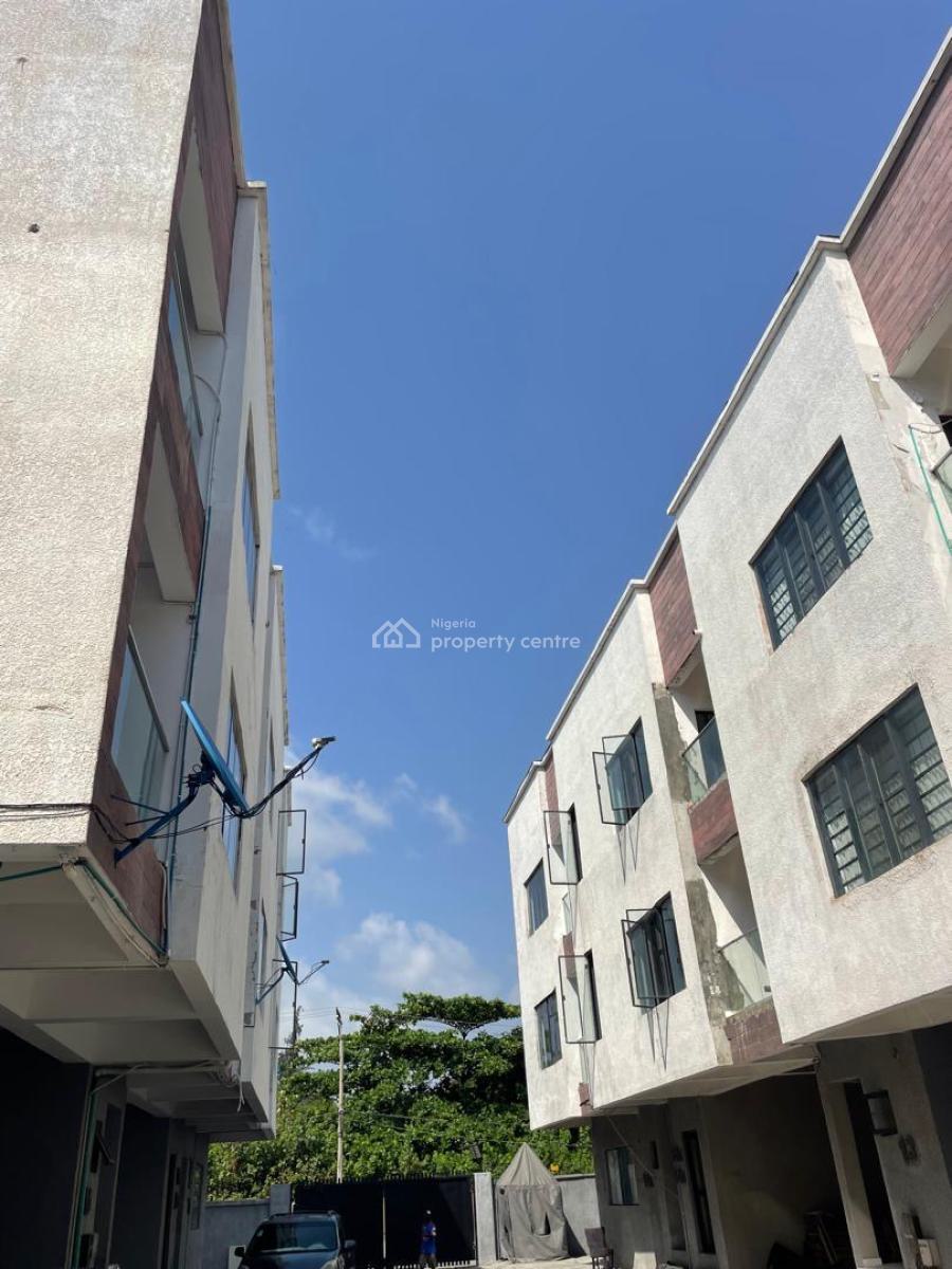 Luxury 2 Bedroom Apartment, Chevron Drive, Lekki Expressway, Lekki, Lagos, Block of Flats for Sale