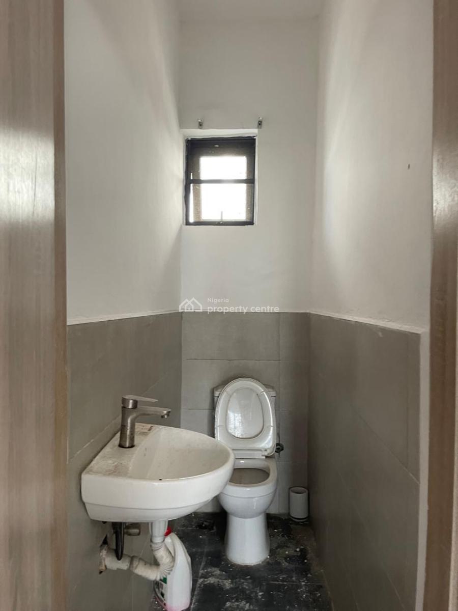 Luxury 2 Bedroom Apartment, Chevron Drive, Lekki Expressway, Lekki, Lagos, Block of Flats for Sale