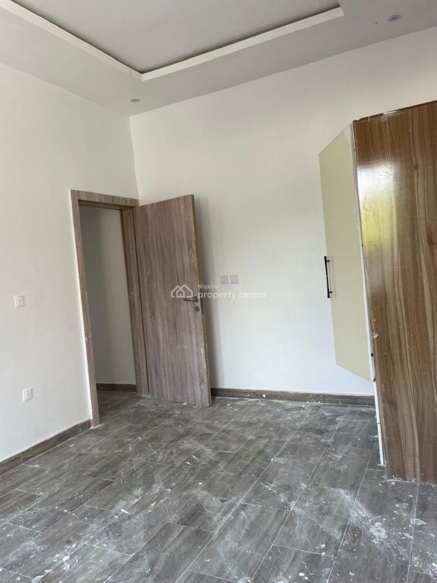 Luxury 2 Bedroom Apartment, Chevron Drive, Lekki Expressway, Lekki, Lagos, Block of Flats for Sale