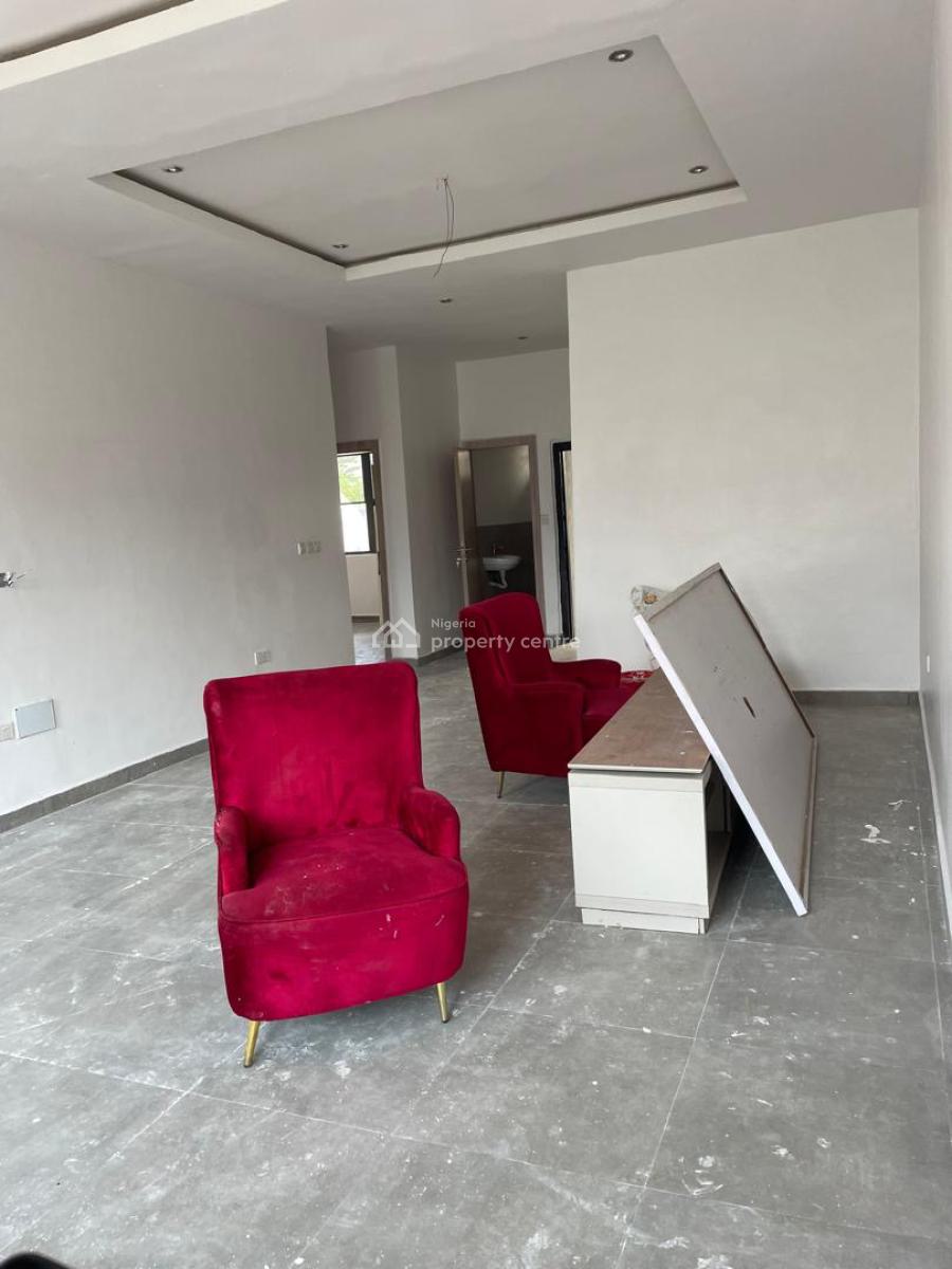 Luxury 2 Bedroom Apartment, Chevron Drive, Lekki Expressway, Lekki, Lagos, Block of Flats for Sale