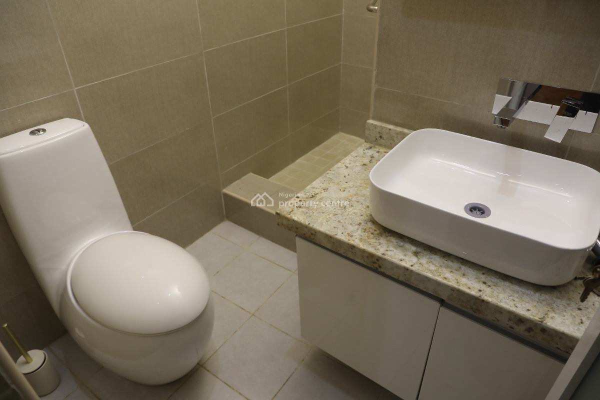 Serene 4bedroom Duplex with Wi-fi, Pool & 24/7 Power, 13 Alh Basheer Shittu Avenue, Gra Phase 2, Magodo, Lagos, Detached Duplex Short Let