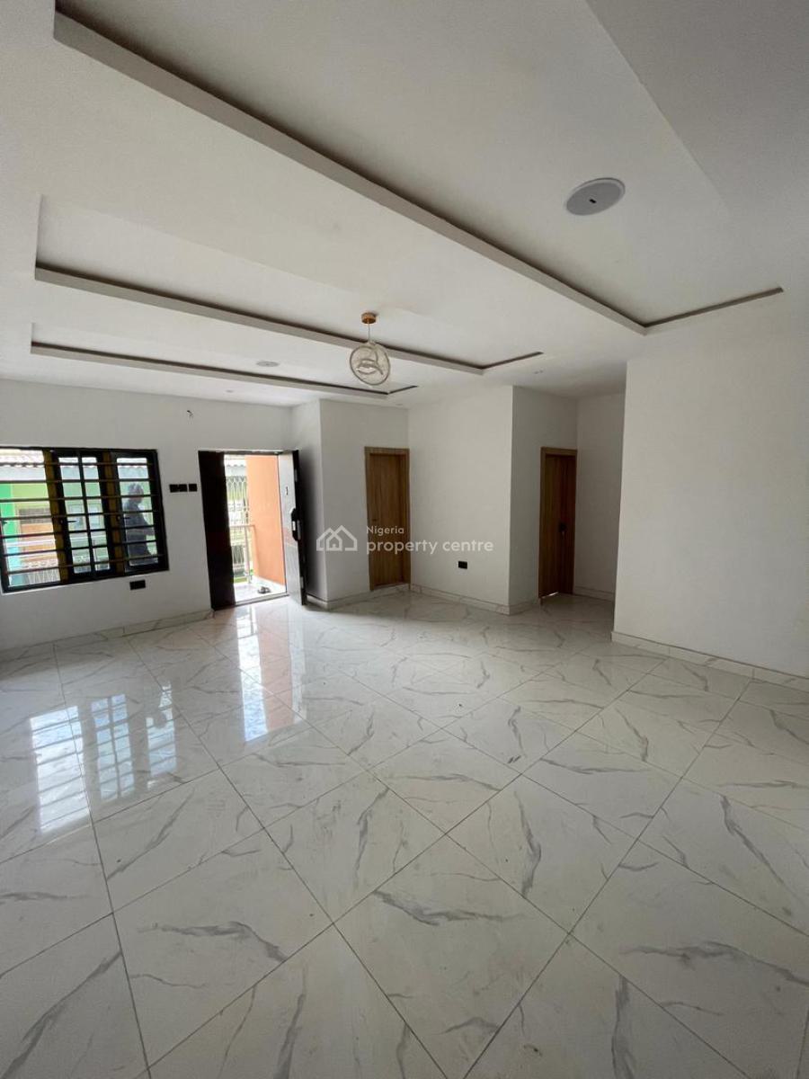 Exquisitely Built 3 Bedroom Apartment in a Lovely & Gated Environment, Surulere, Lagos, Flat / Apartment for Sale