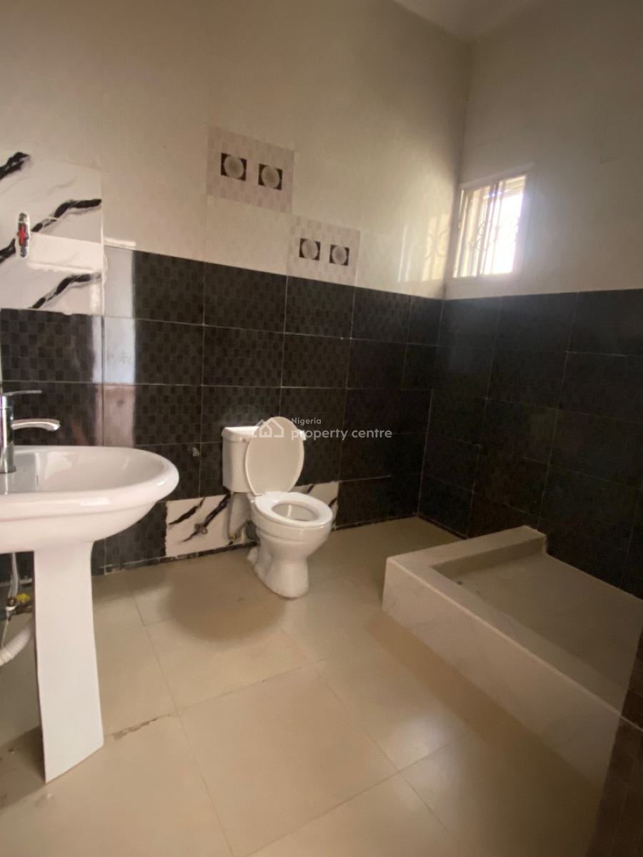 Luxury One Room Studio Apartmebt with Open Kitchen, Chevron Drive, One Room, Open Kitchen , Balcony , Water Heater, Lekki, Lagos, Self Contain (single Rooms) for Rent