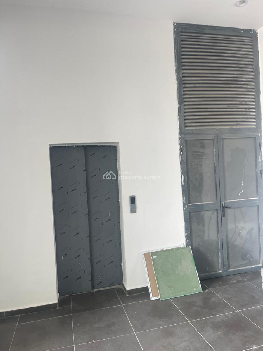 Brand New Open Plan Office and Shop Space, on Admiralty Way and a Series Water Front, Lekki Phase 1, Lekki, Lagos, Plaza / Complex / Mall for Rent