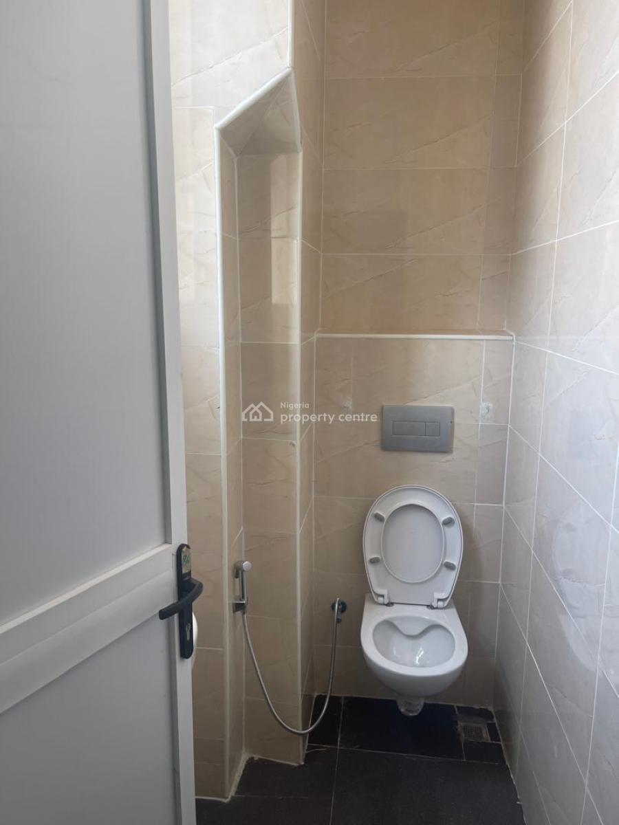 Brand New Open Plan Office and Shop Space, on Admiralty Way and a Series Water Front, Lekki Phase 1, Lekki, Lagos, Plaza / Complex / Mall for Rent