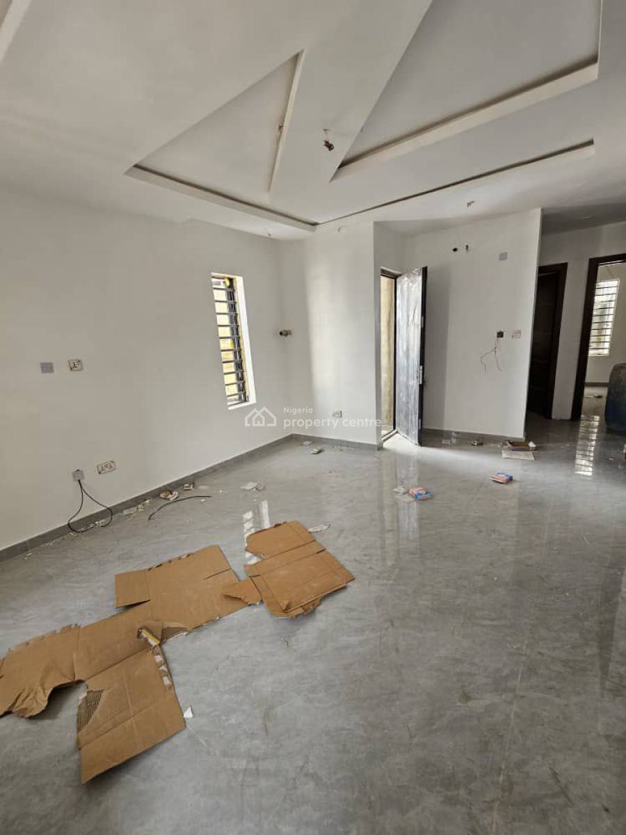 Nicely Built 2 Bedroom Apartment, Surulere, Lagos, Flat / Apartment for Sale