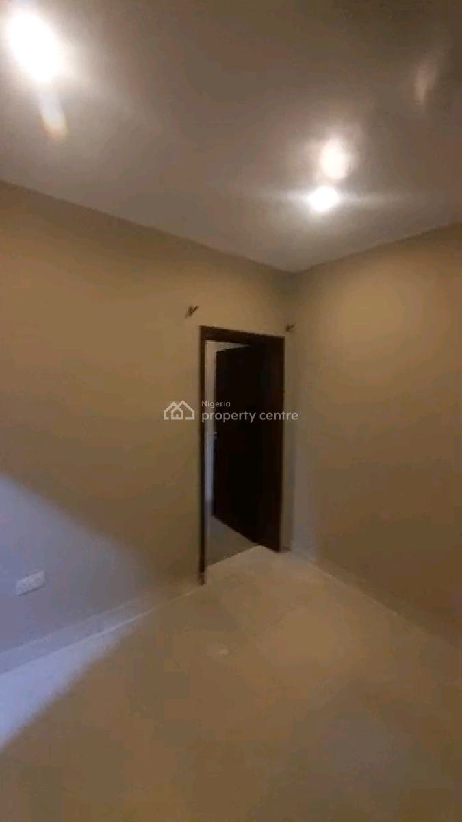Clean & Decent Mini Flat Apartment, Off Oriola Road, Alapere, Ketu, Lagos, Mini Flat (room and Parlour) for Rent
