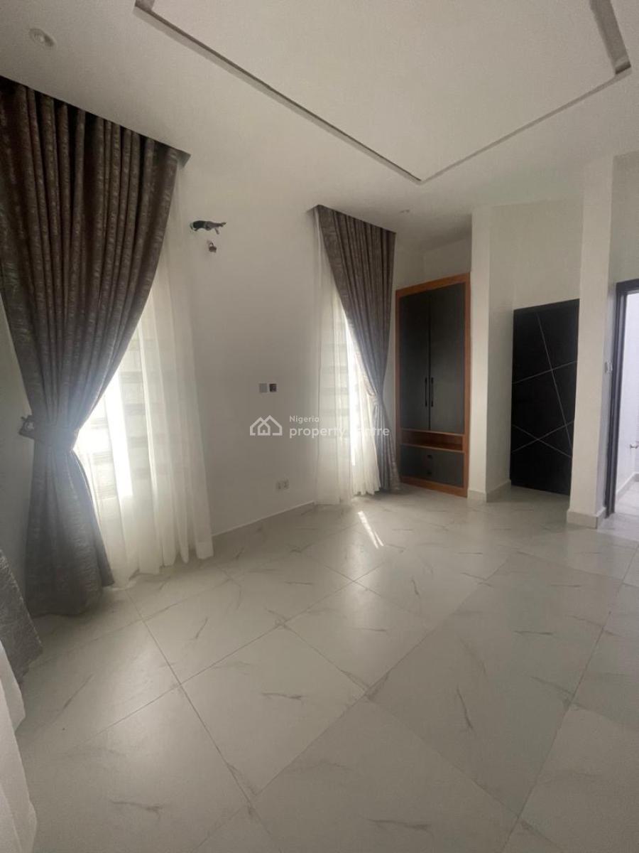 Beautifully Built 2 Bedroom Apartment, Igbon Efon, Lekki, Lagos, Flat / Apartment for Sale