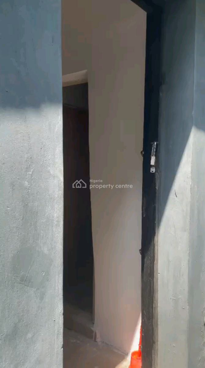a Renovated Standard Miniflat on Ground Floor with 1t and Bath, Ori-oke, Ogudu, Lagos, Mini Flat (room and Parlour) for Rent