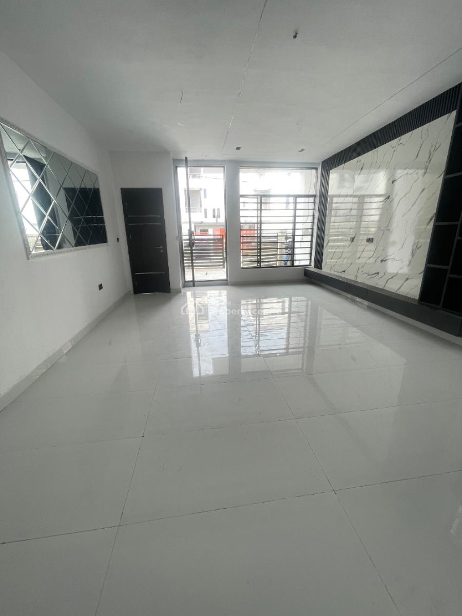 4 Bedroom Semi Detached with a Bq, Ikota, Lekki, Lagos, Semi-detached Duplex for Sale