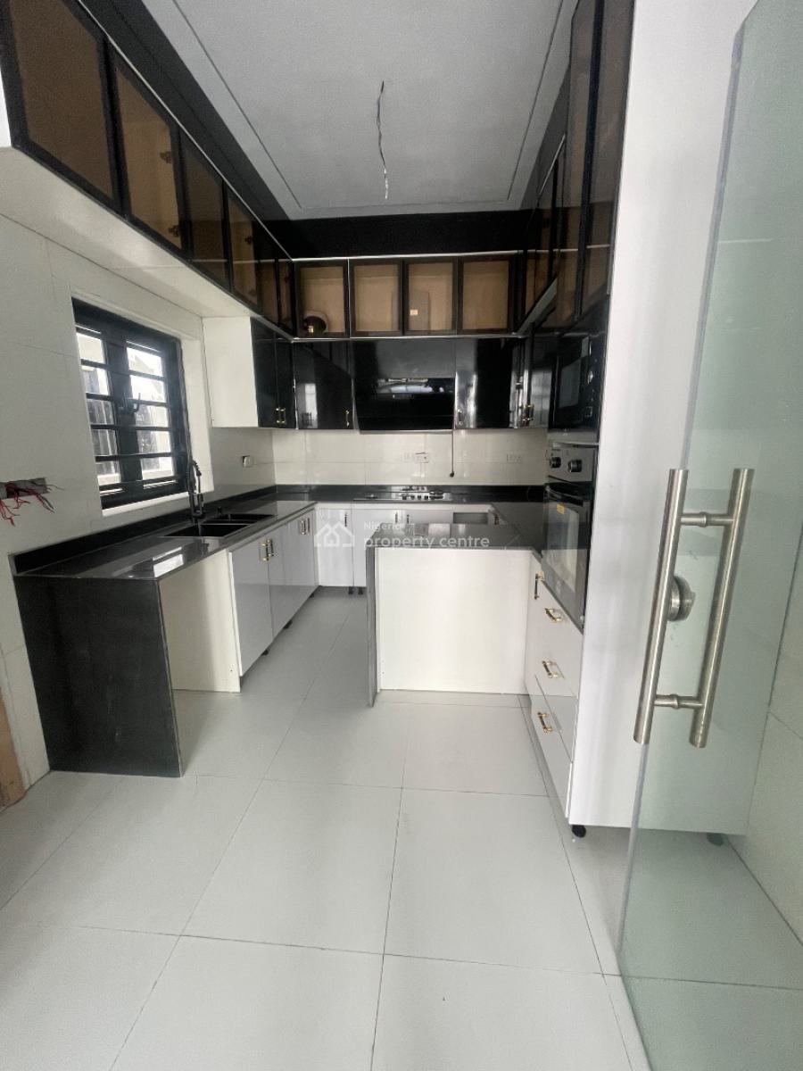 4 Bedroom Semi Detached with a Bq, Ikota, Lekki, Lagos, Semi-detached Duplex for Sale