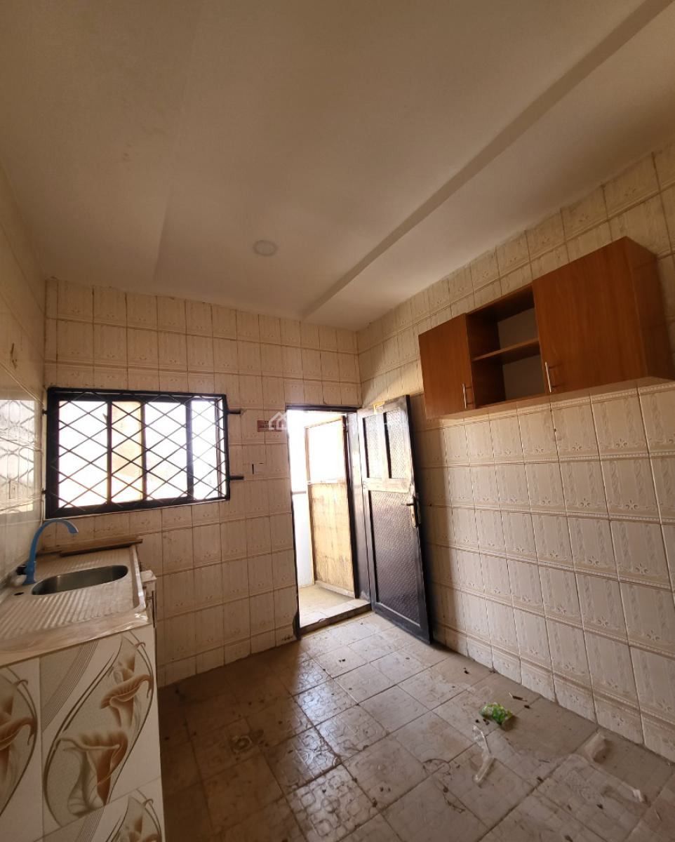 Luxurious Massive 1 Bedroom Flat, By Old Secretariat, Durumi, Abuja, Flat / Apartment for Rent