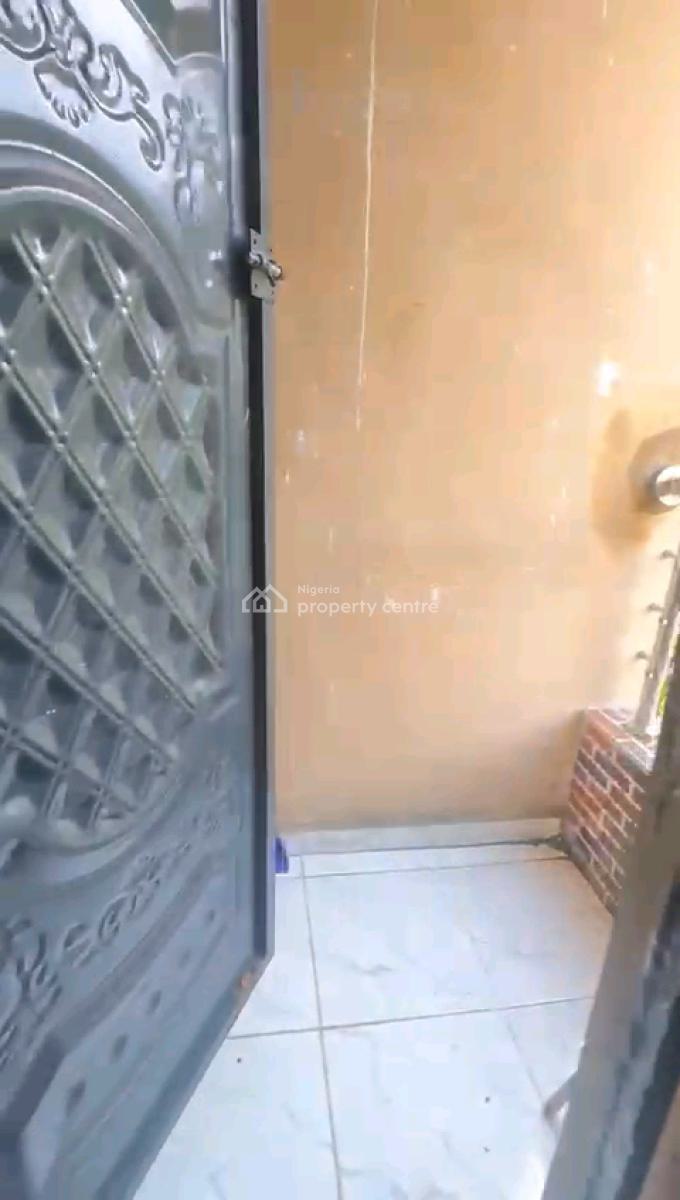 a Neatly Used and Standard Smelf Contain, Palmgrove, Shomolu, Lagos, Self Contain (single Rooms) for Rent