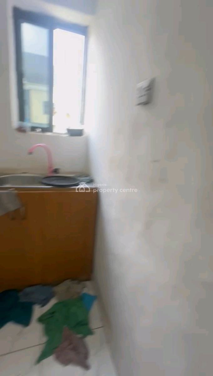 a Neatly Used and Standard Smelf Contain, Palmgrove, Shomolu, Lagos, Self Contain (single Rooms) for Rent