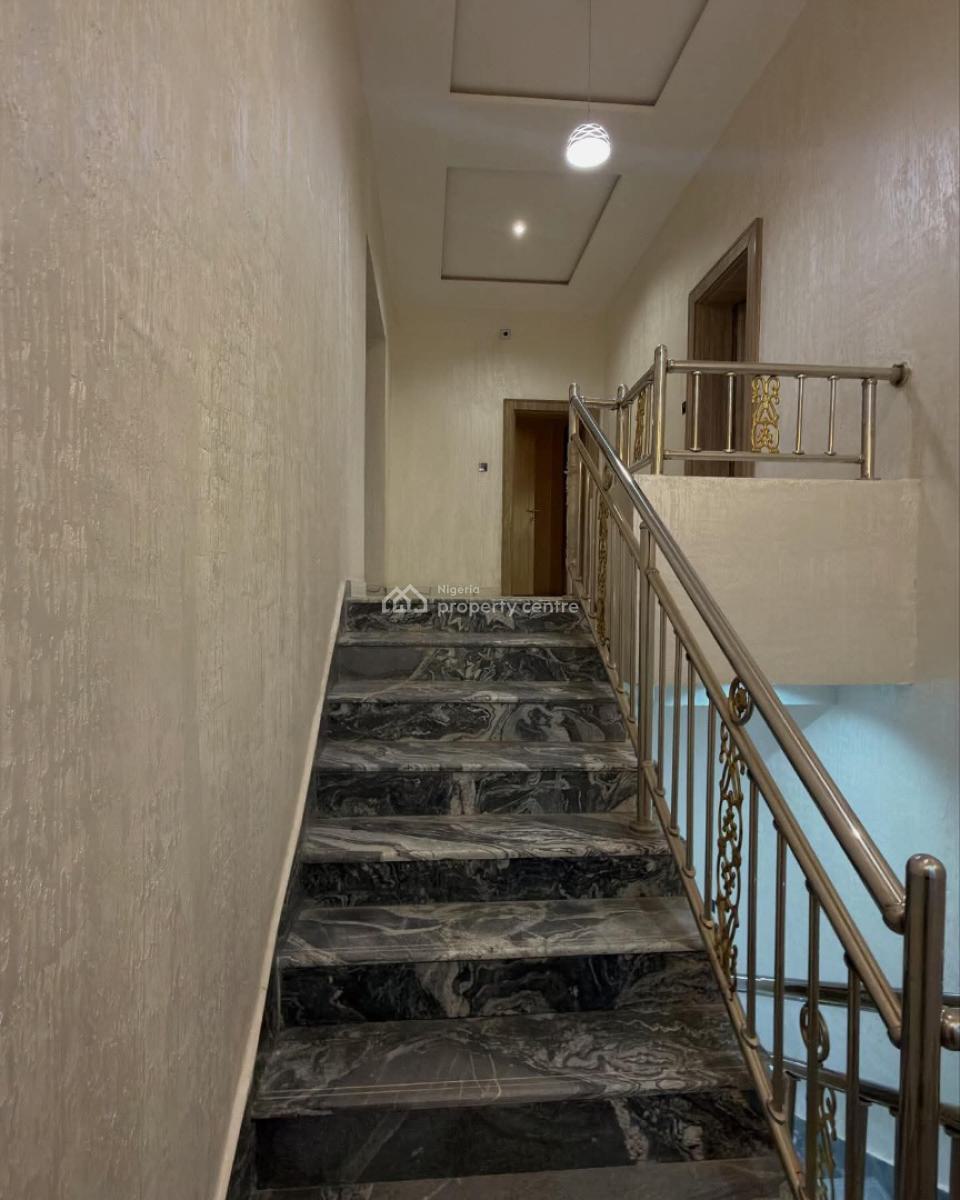 5 Bedroom Duplex    Price:400m  Location: Rimi District Kaduna, Kaduna North, Kaduna, House for Sale